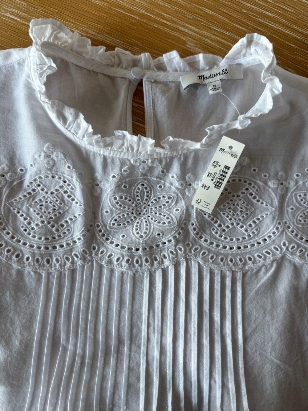 NWT MADEWELL Embroidered Pintuck High-Neck Top White Medium 100% Cotton NZ462 - Picture 11 of 15